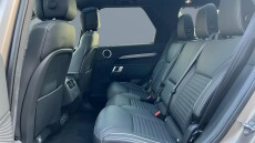Land Rover Discovery 3.0 D300 R-Dynamic HSE 5dr Auto Diesel Station Wagon